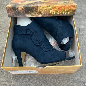 Bella Vita Blue Suide Boots with open toe and pretty design - Brand New 8.5 WW